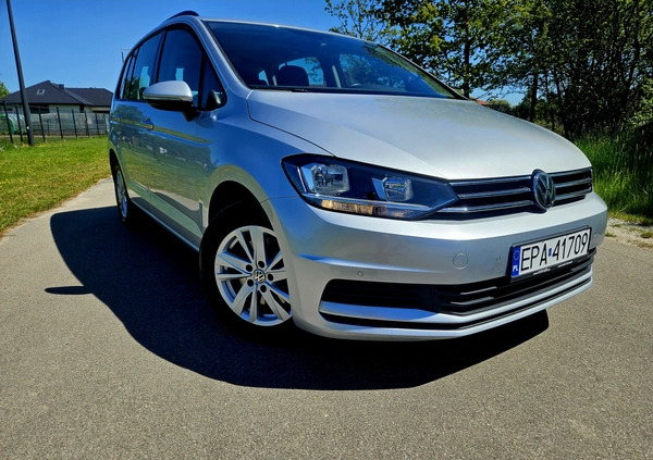 Volkswagen Touran cena 109000 przebieg: 61000, rok produkcji 2020 z Pabianice małe 529